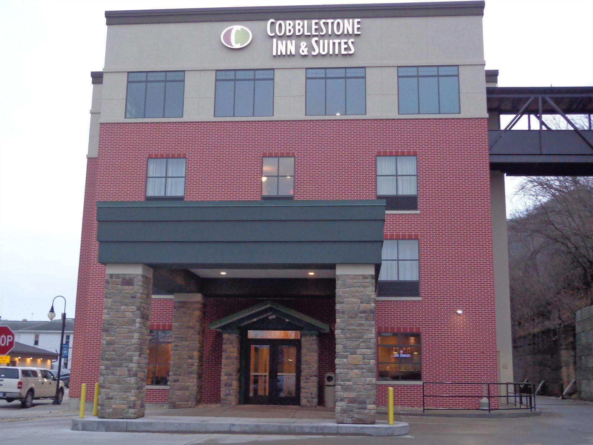 Cobblestone Inn & Suites - Marquette Eksteriør bilde